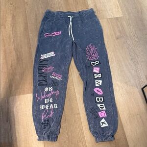 listing-status-banner